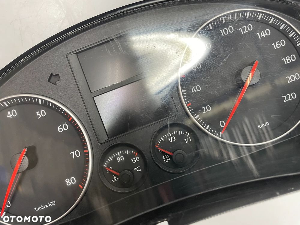 Licznik zegary vw Golf V 1.4 16V BCA 1K0920852 - 2