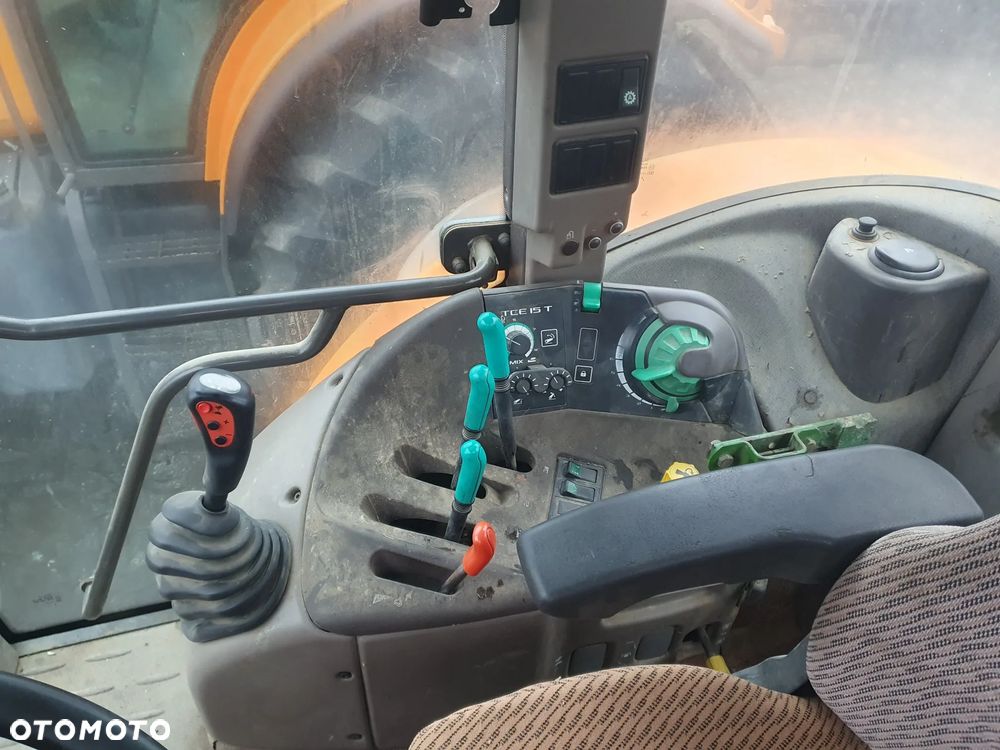 Renault Ares 816 RZ - 14