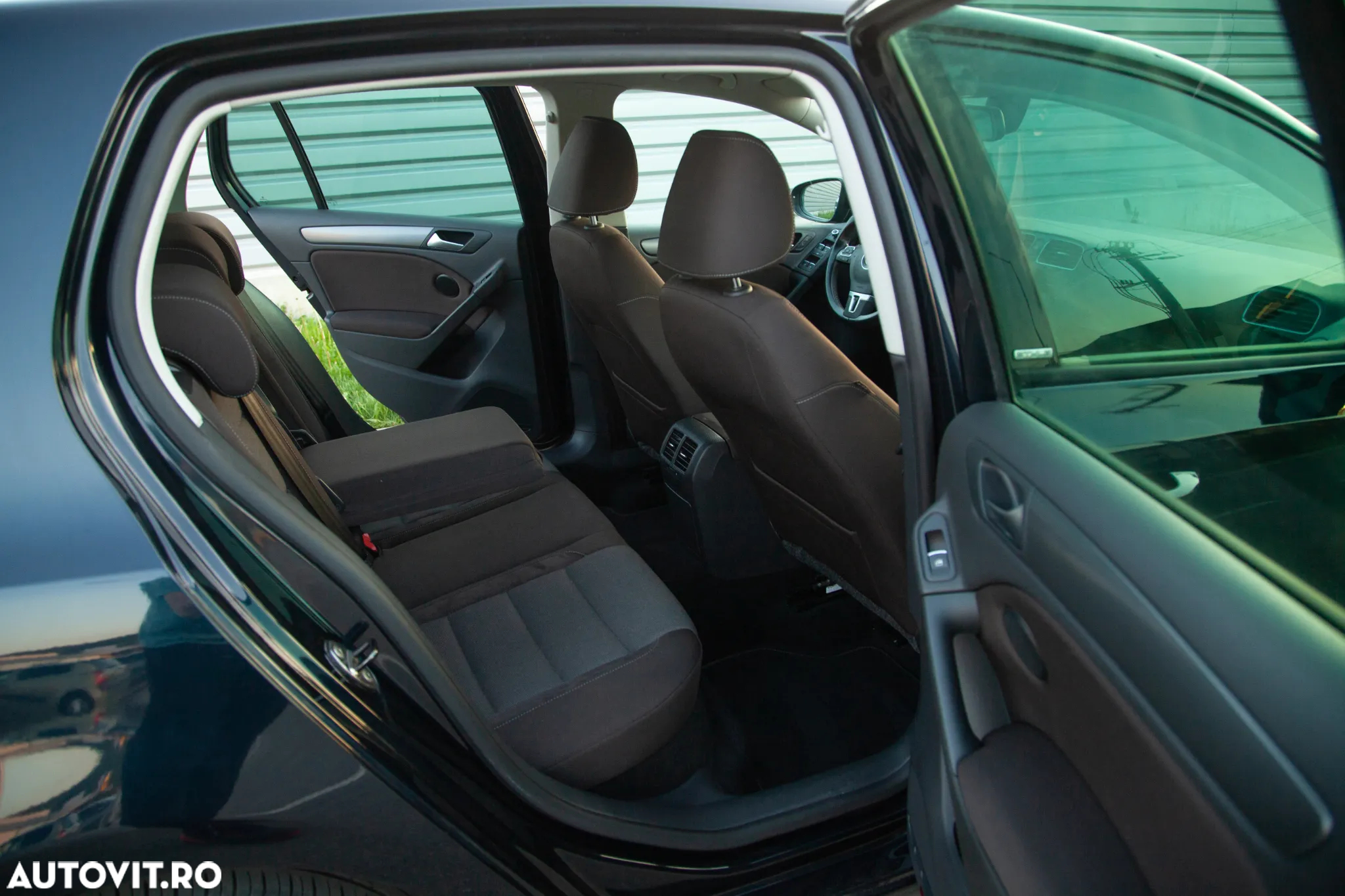 Volkswagen Golf 2.0 TDI DPF Style - 19