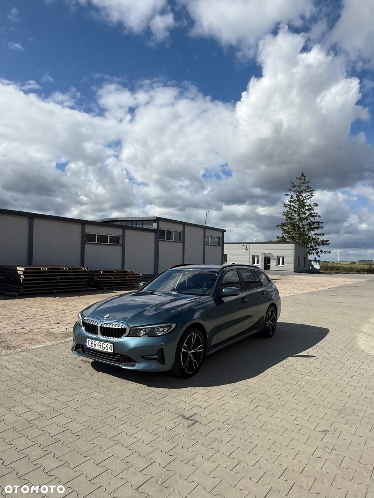BMW Seria 3 318d - 40
