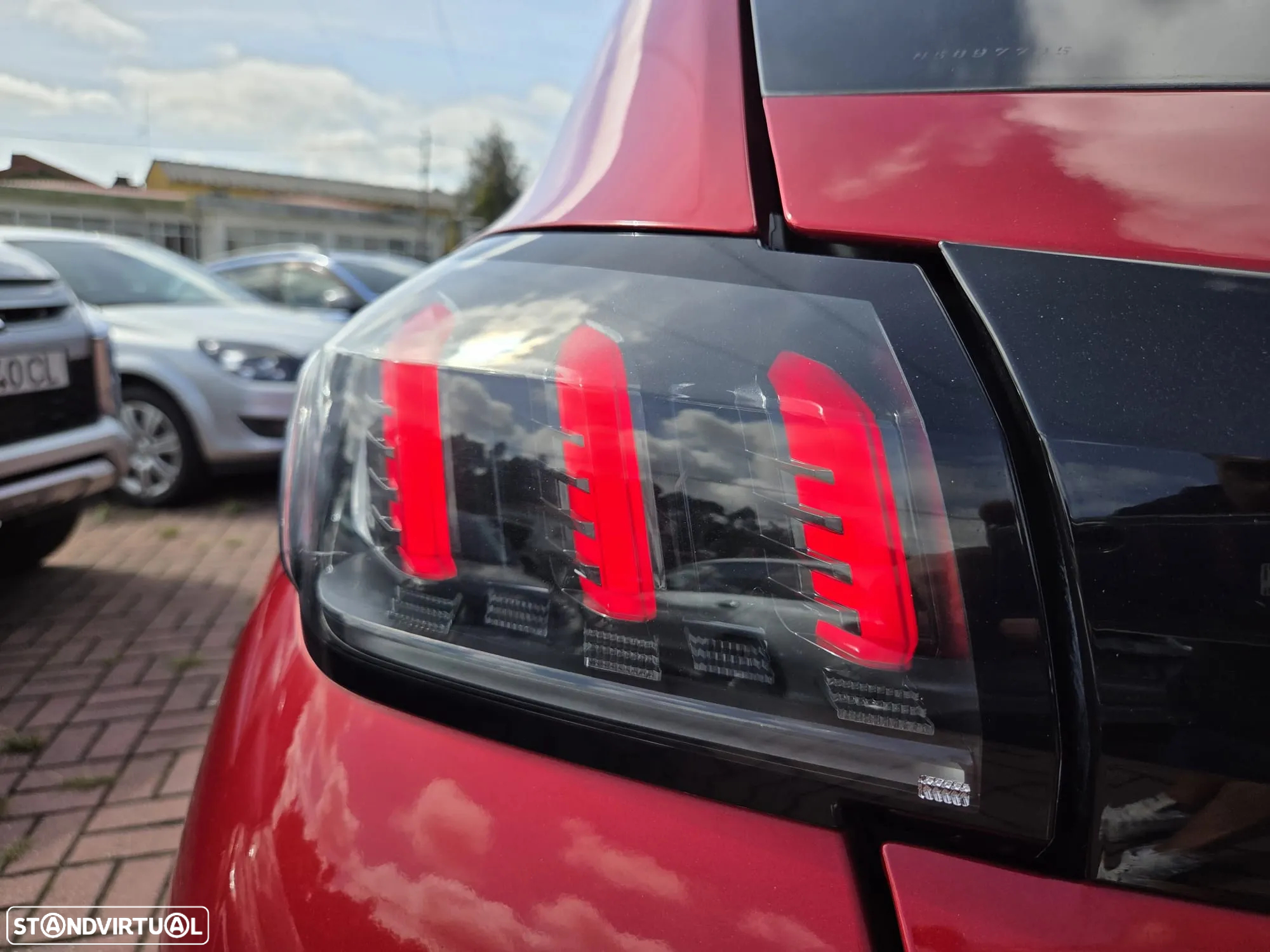 Peugeot 208 1.2 PureTech Allure - 9