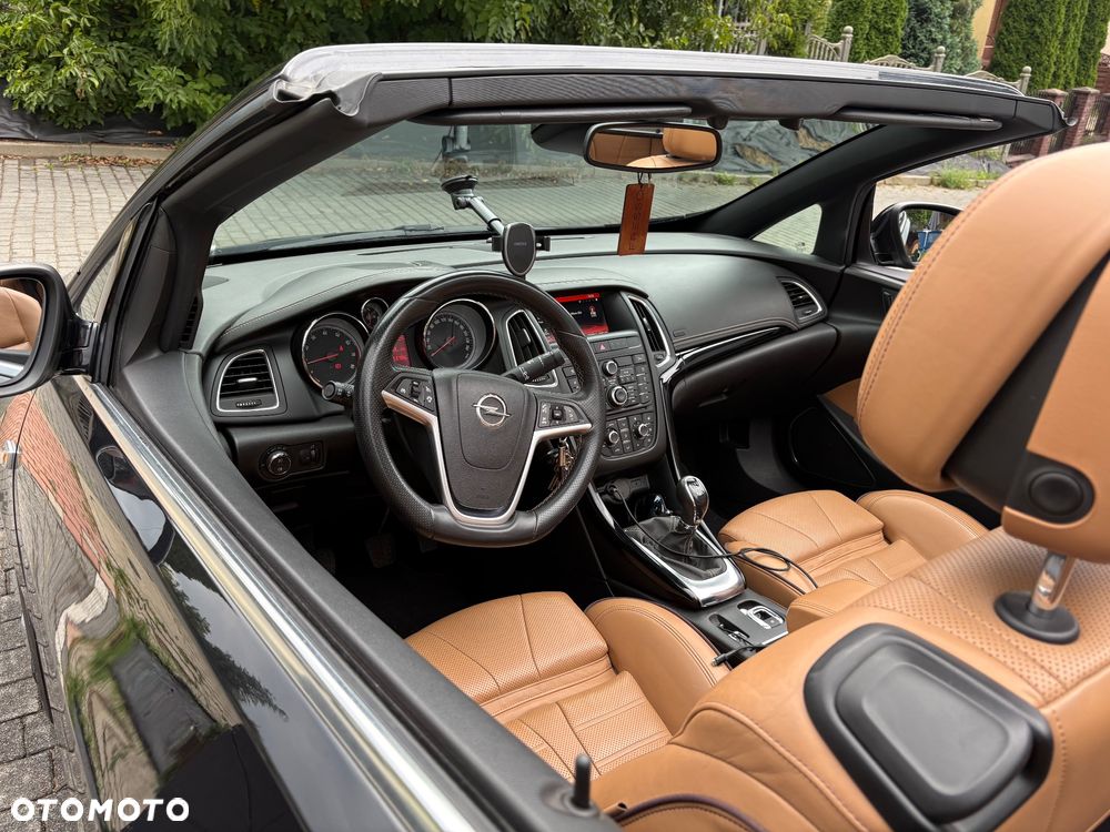 Opel Cascada 1.4 T Cosmo S&S - 14