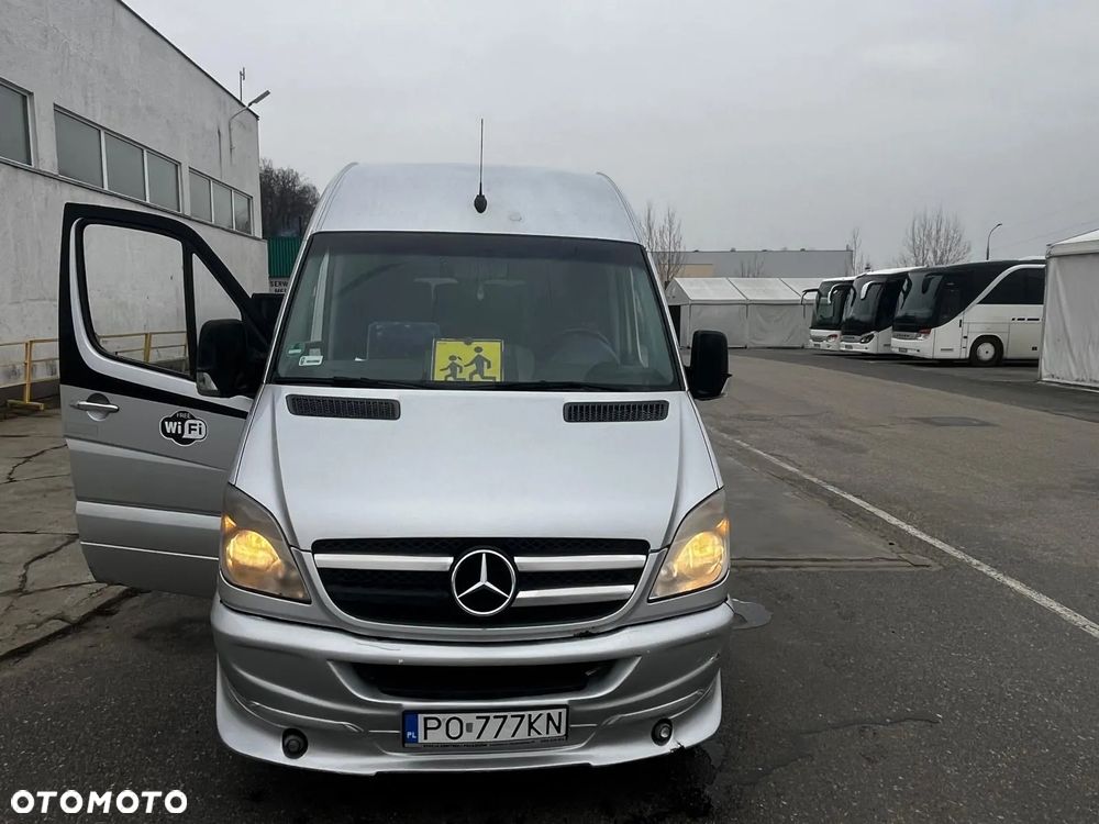 Mercedes-Benz Sprinter - 1