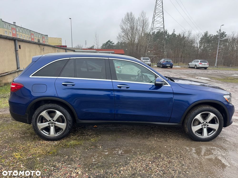 Mercedes-Benz GLC 300 4Matic 9G-TRONIC - 4