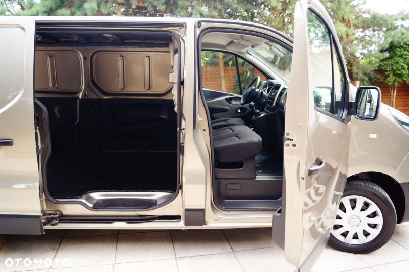 Renault Trafic DCI Long Salon Pl Bogata Opcja Faktura Vat 23% - 9