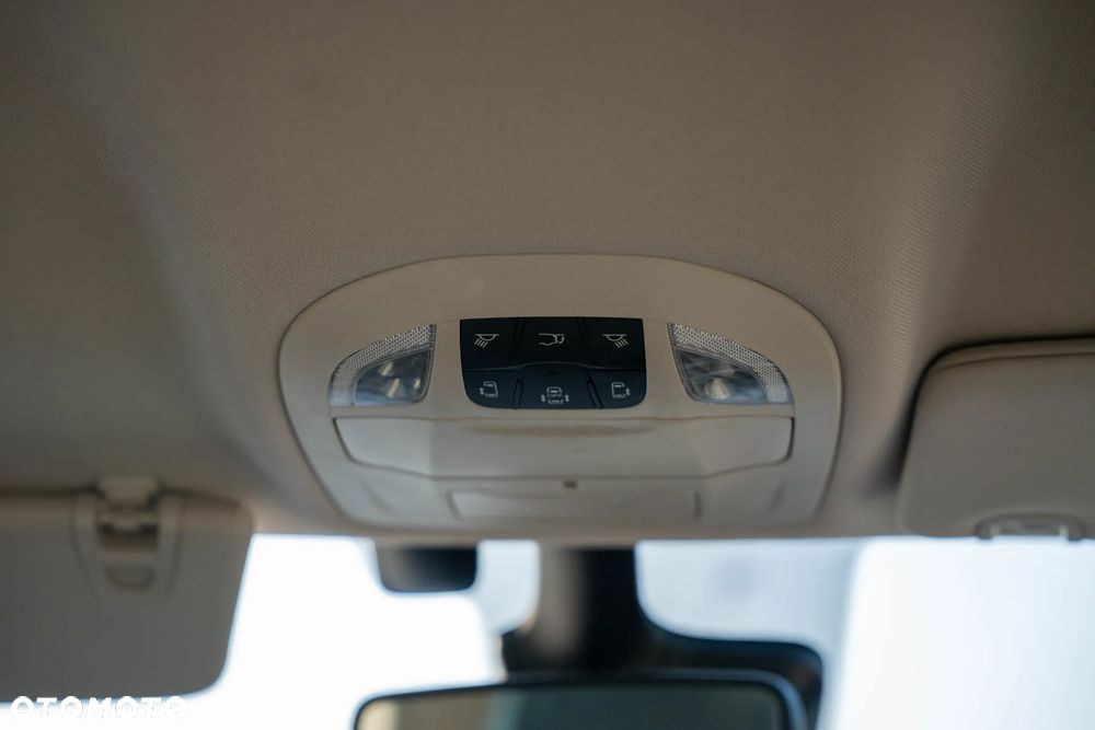 Chrysler Pacifica - 20