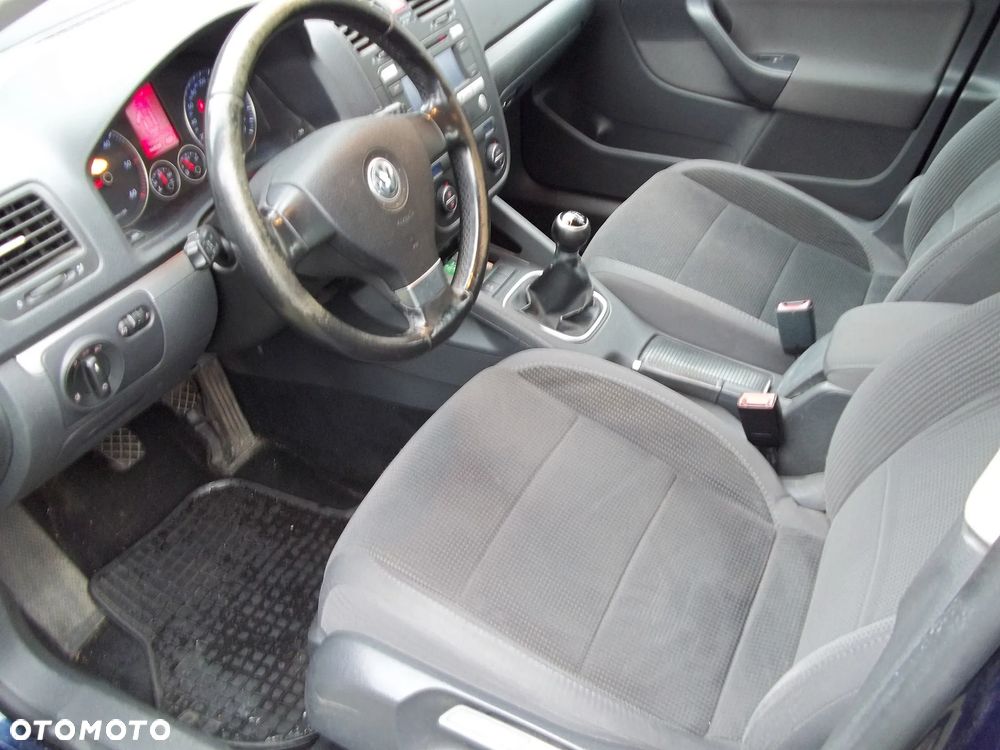 Volkswagen Golf 2.0 TDI DPF Comfortline - 9