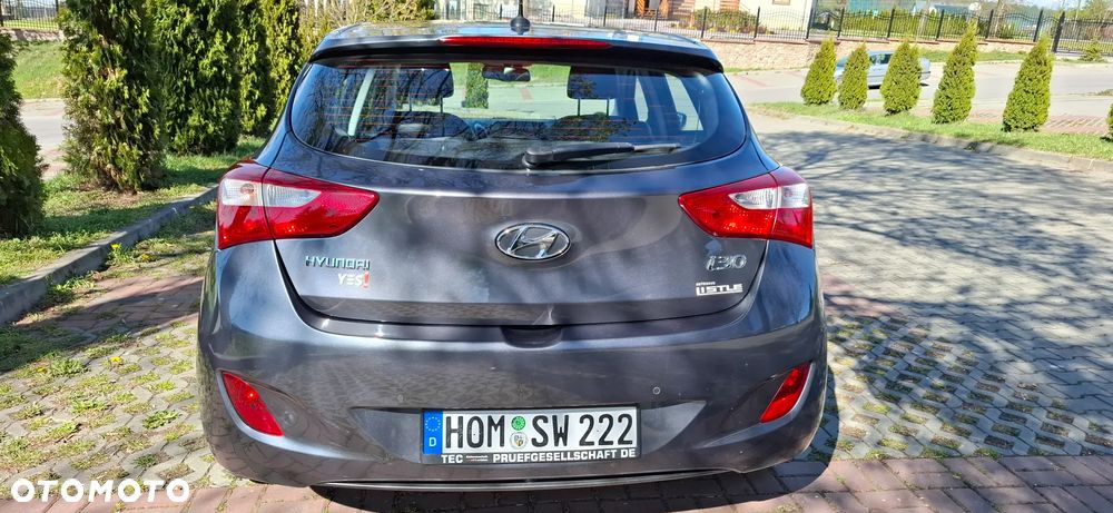 Hyundai i30 1.6 CRDI Intro Edition - 9