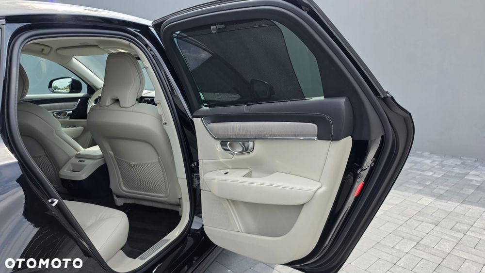 Volvo S90 B4 B Plus Dark - 31