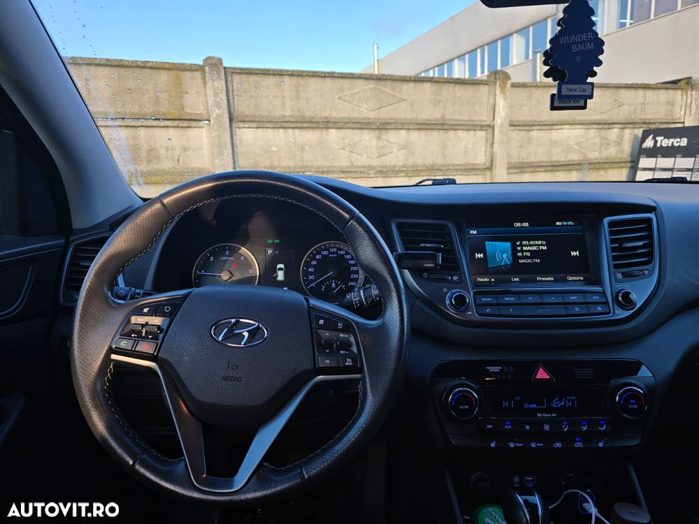 Hyundai Tucson 2.0 CRDI 4WD 6AT Premium+ - 6