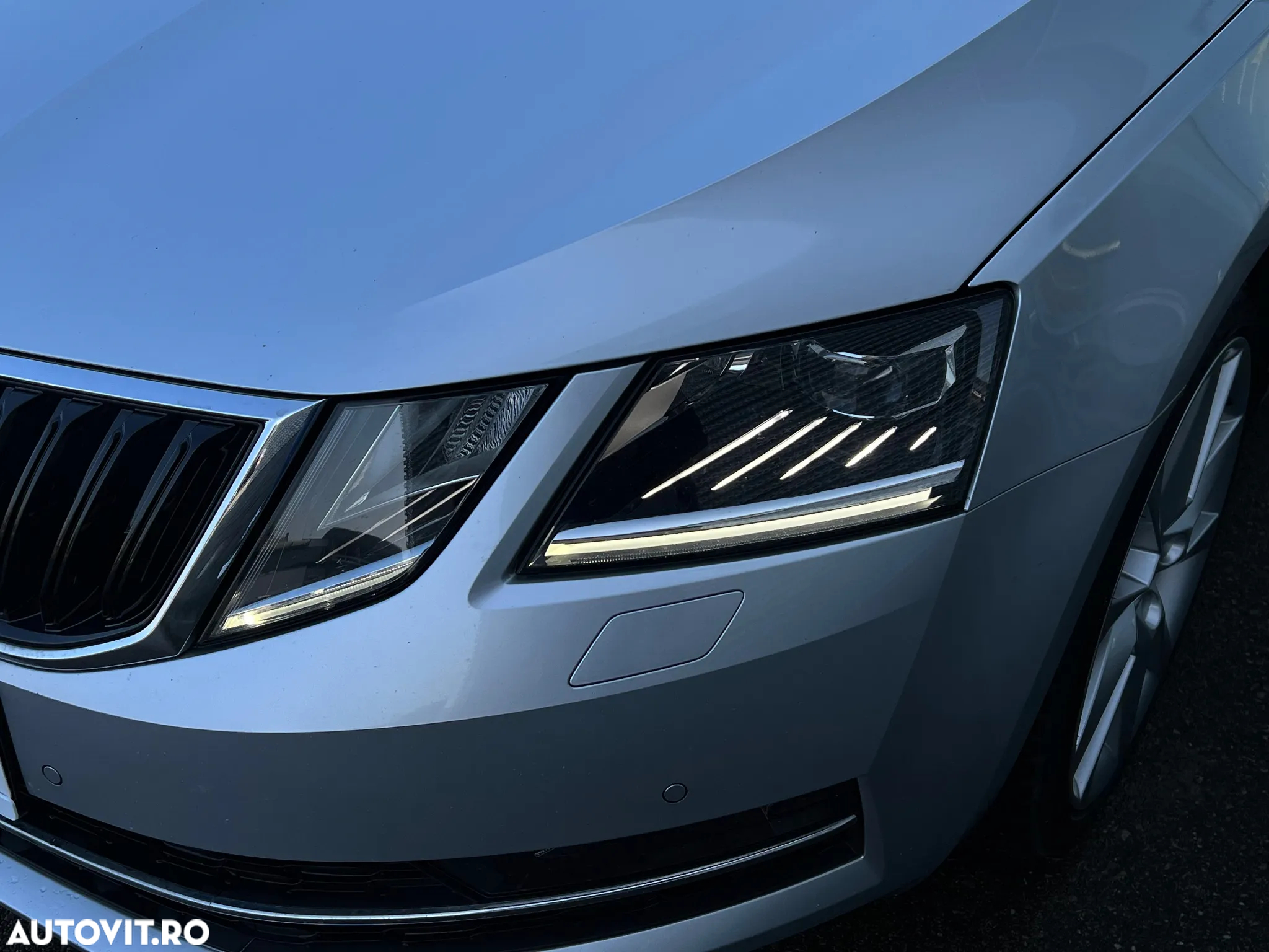 Skoda Octavia 2.0 TDI DSG Style - 9