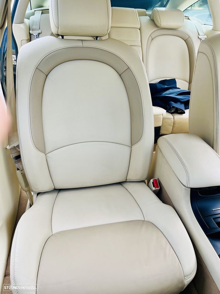 Citroën C6 2.7 HDi V6 Exclusive - 8