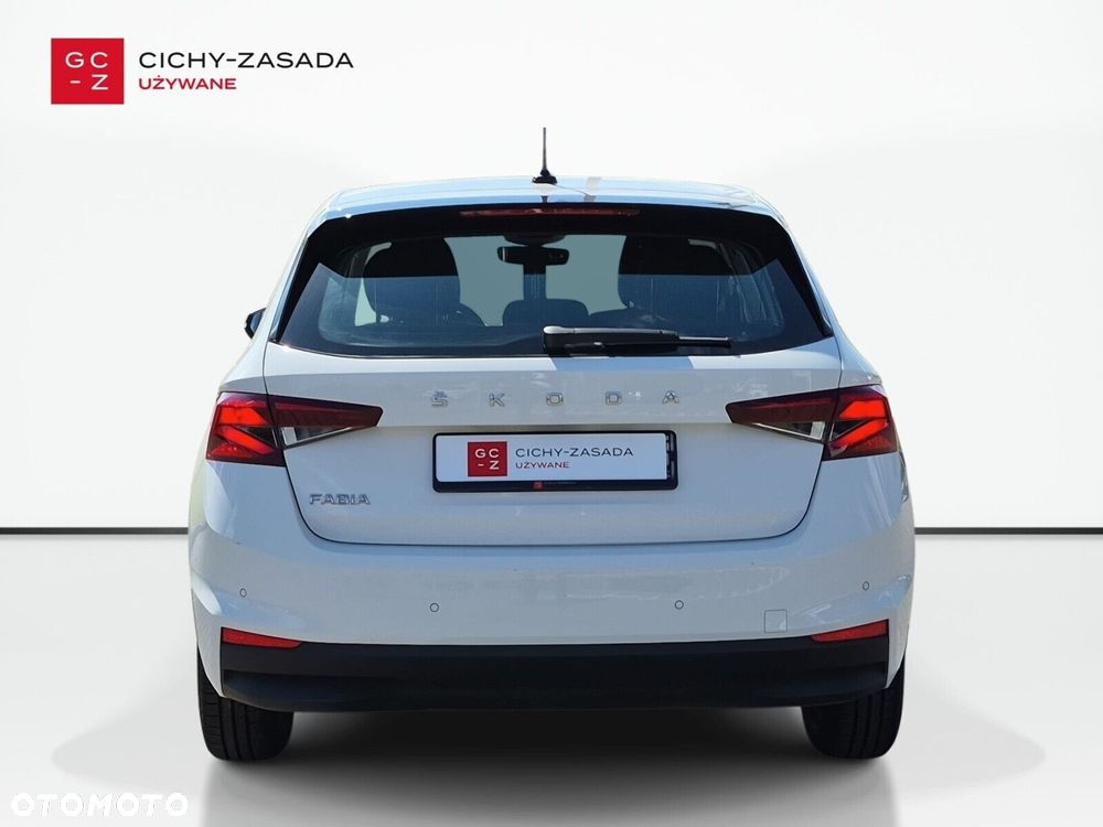 Skoda Fabia - 6
