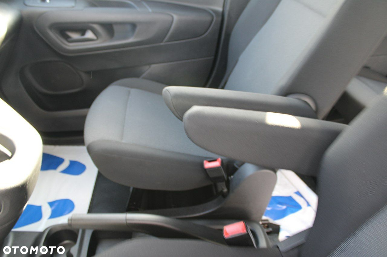 Toyota Proace City - 23