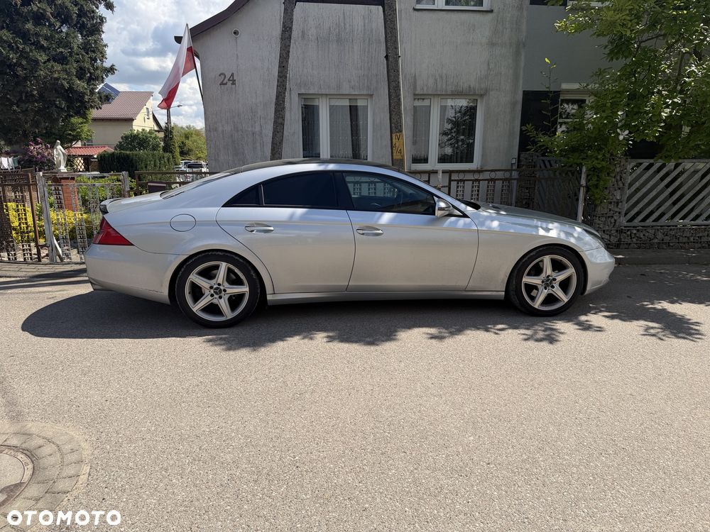 Mercedes-Benz CLS - 6