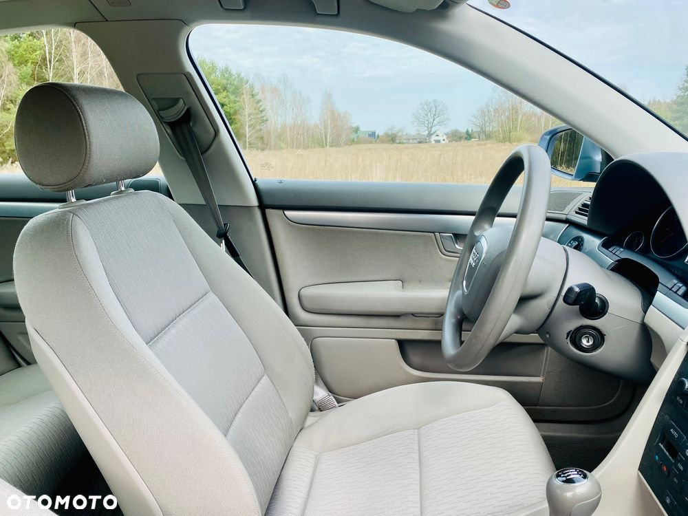 Audi A4 Limousine - 39