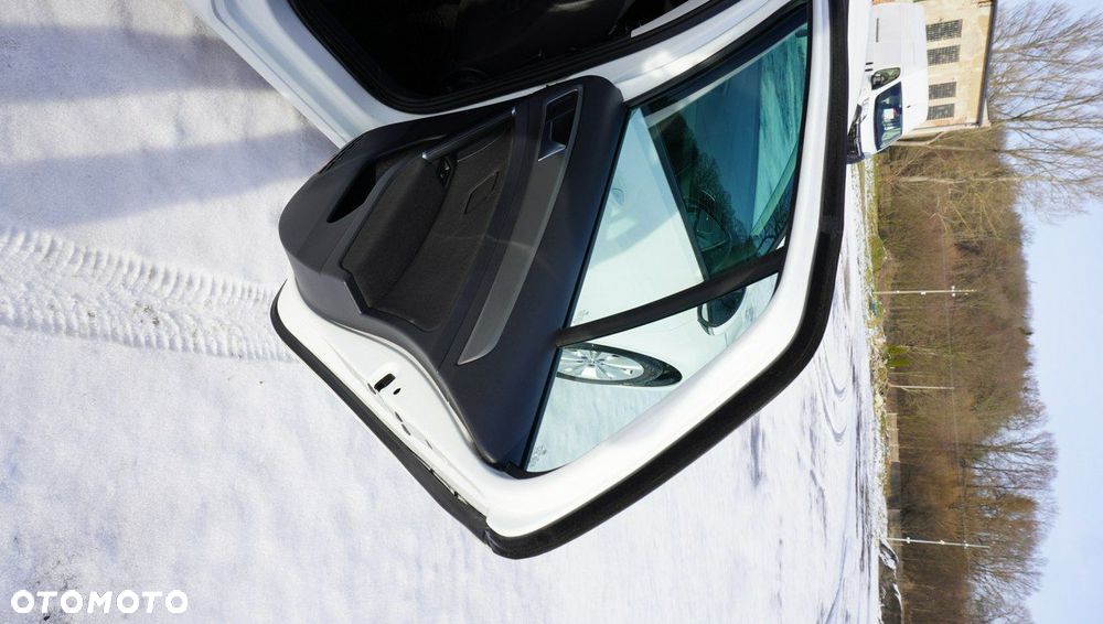 Volkswagen Golf - 25