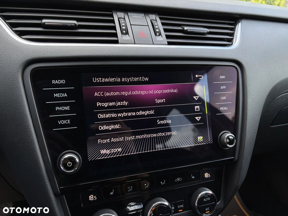 Skoda Octavia 2.0 TSI GPF Ambition DSG - 28