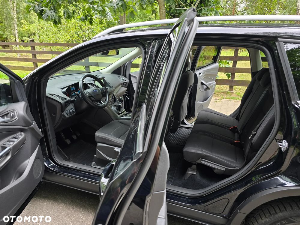 Ford Kuga 1.5 EcoBoost 2x4 Titanium - 20