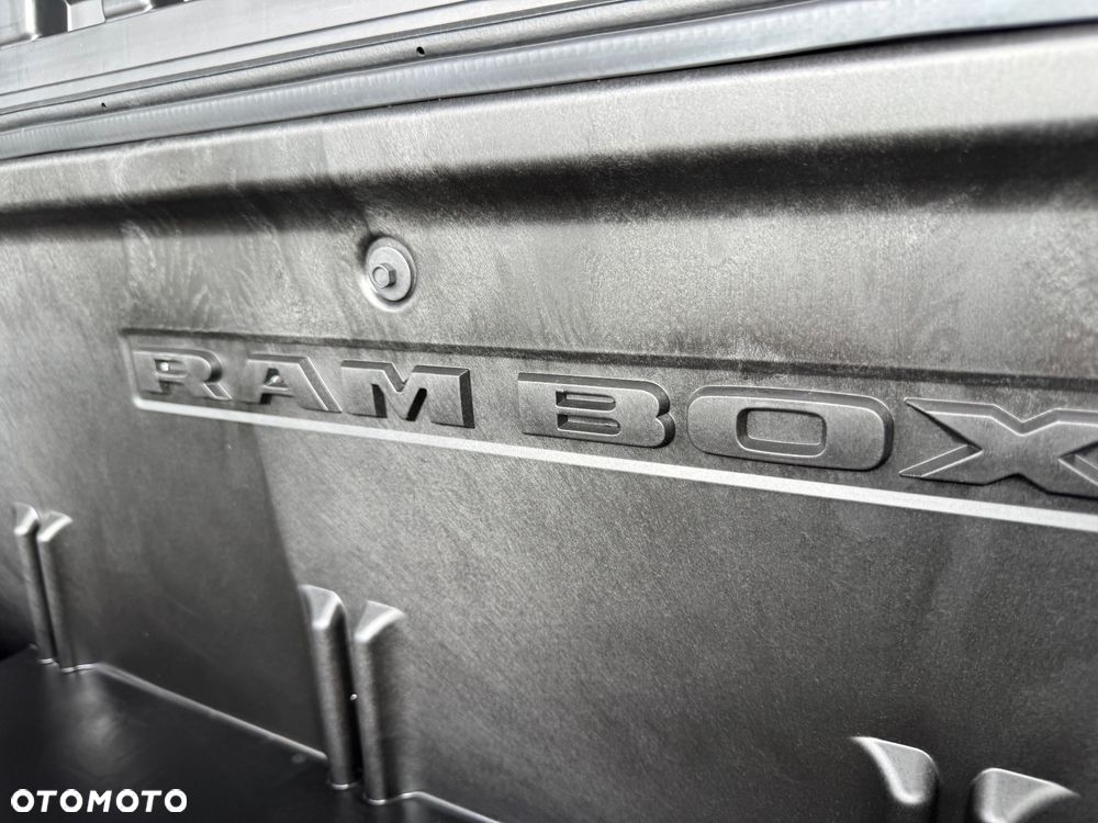 Dodge RAM - 11