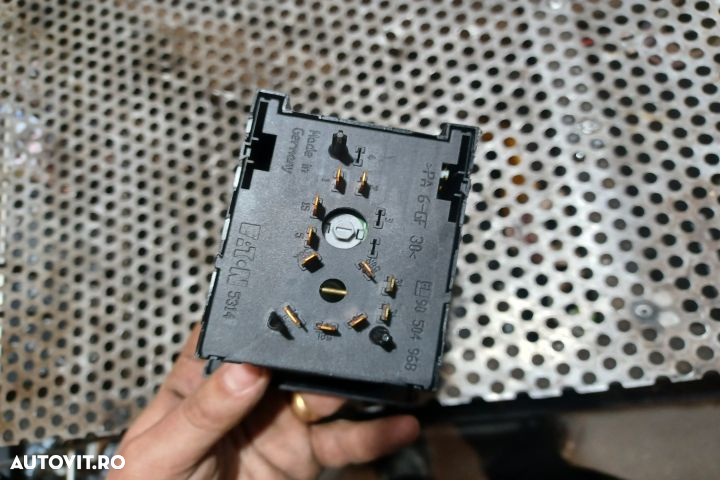 Comutator faruri 09138337 53142810 90504968 Opel Vectra B [facelift] - 3