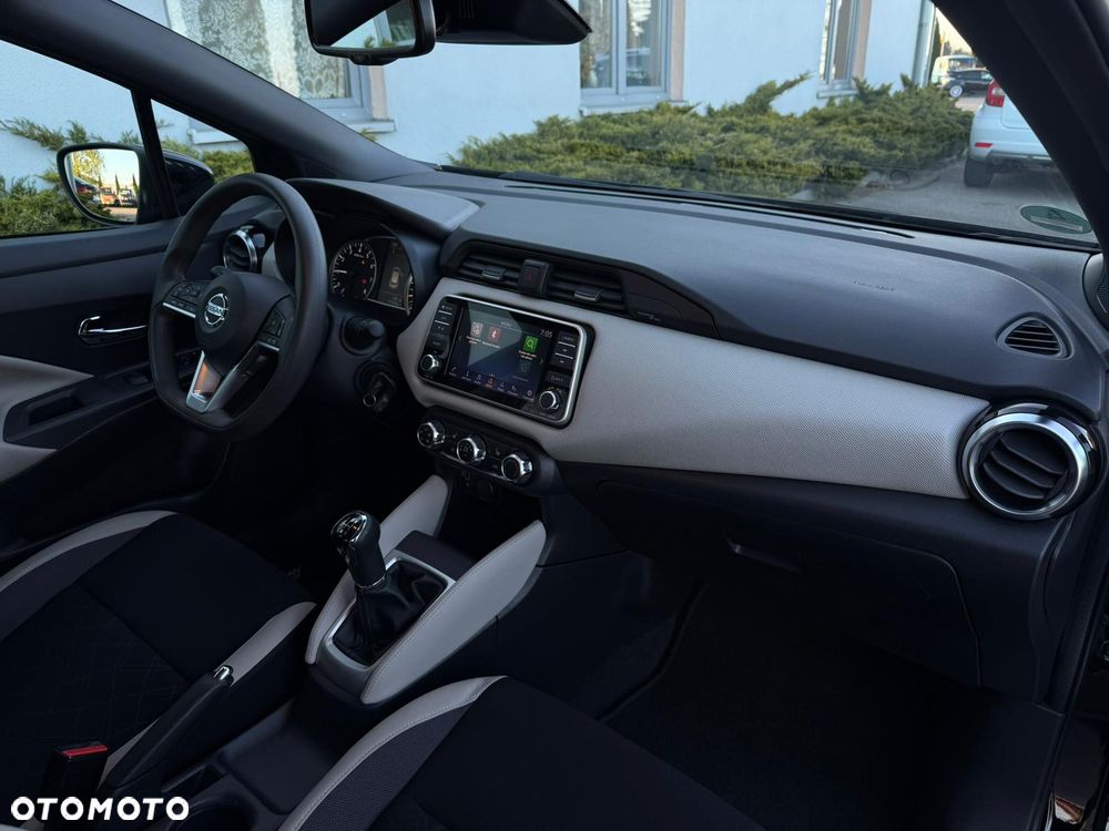Nissan Micra 1.0 Visia Plus - 23