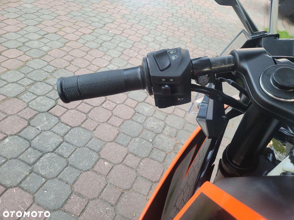 KTM RC 125 - 30