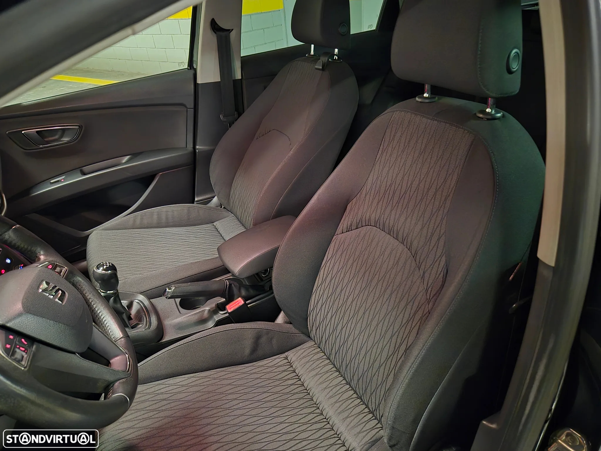 SEAT Leon ST 1.6 TDI Style Ecomotive - 30