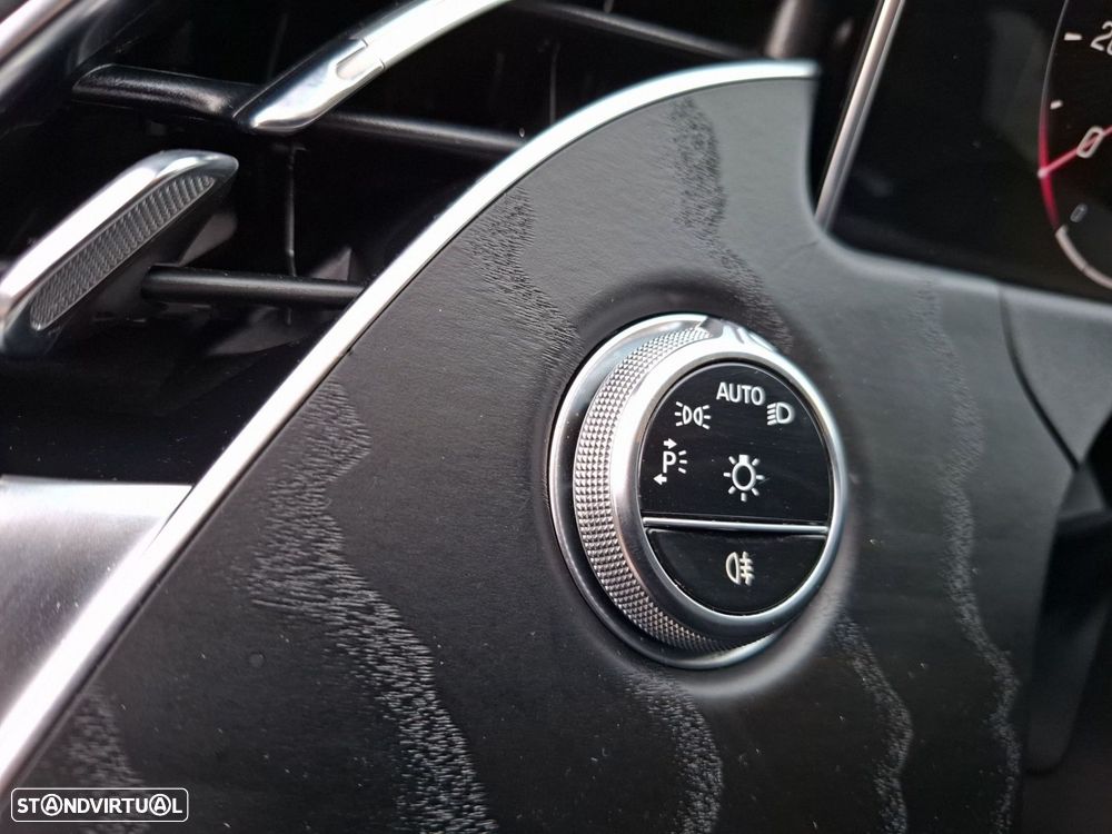 Mercedes-Benz E 300 de - 21