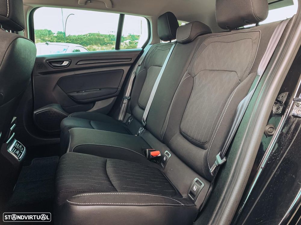 Renault Mégane Sport Tourer 1.5 Blue dCi Limited J17 - 7