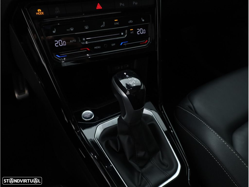 VW T-Roc 2.0 TDI R-Line DSG - 35