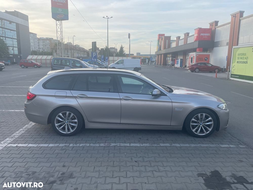 BMW Seria 5 520d Touring Aut. Luxury Line - 15