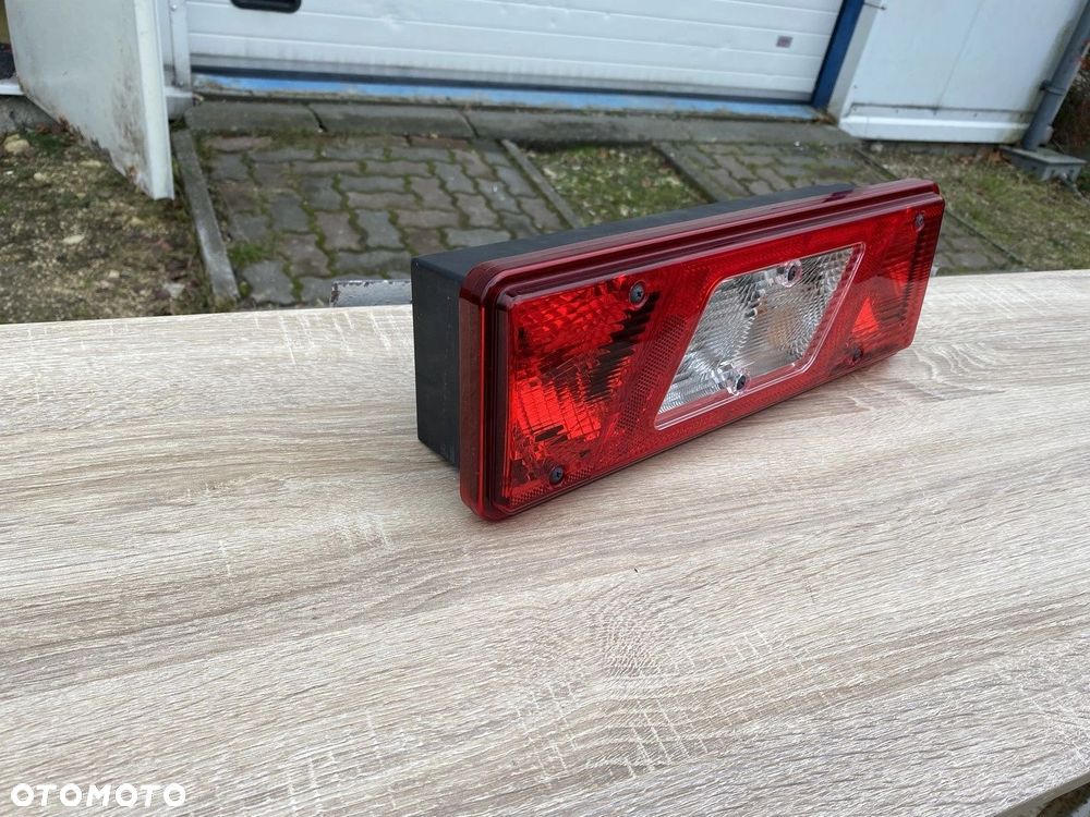 LAMPA TYŁ TYLNA PRAWA FORD TRANSIT SKRZYNIA KONTENER BK3113404CD - 2