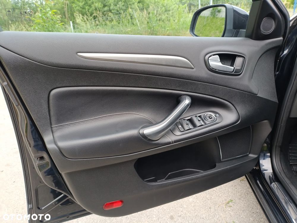 Ford Mondeo 2.0 TDCi Titanium - 10