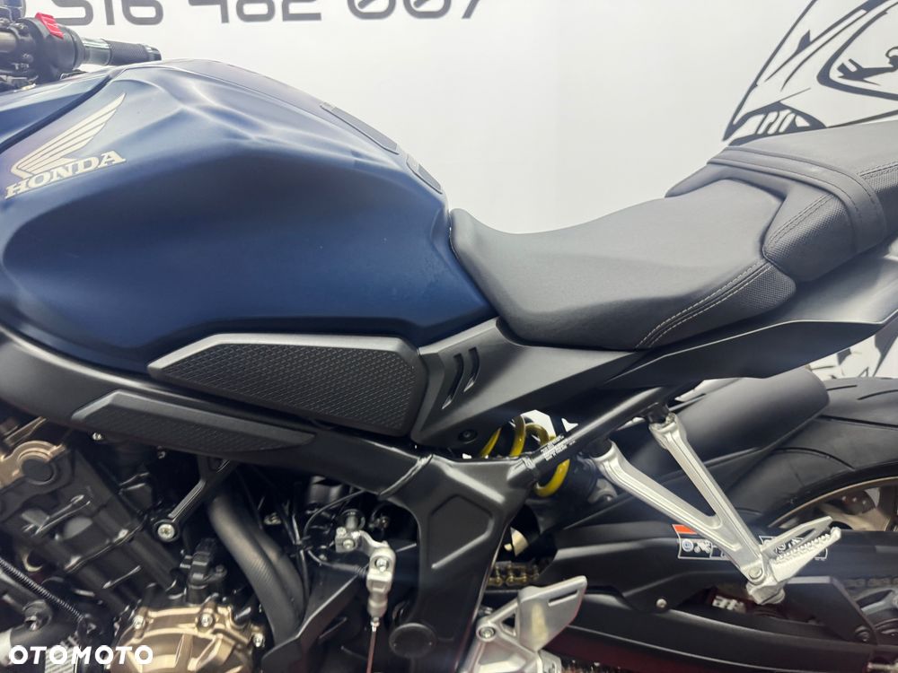 Honda CB - 16