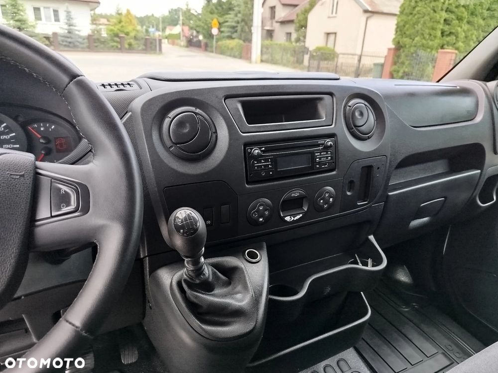 Renault Master L2H2 ŚREDNIAK 2.3DCI - 29