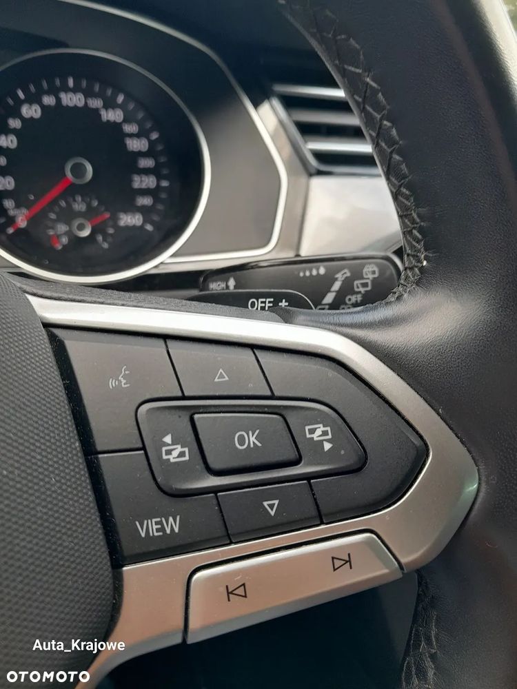 Volkswagen Passat 2.0 TSI Business DSG - 28