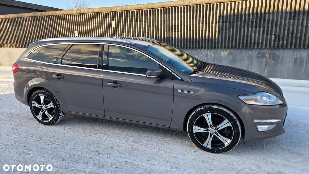 Ford Mondeo 2.0 TDCi Titanium X - 16