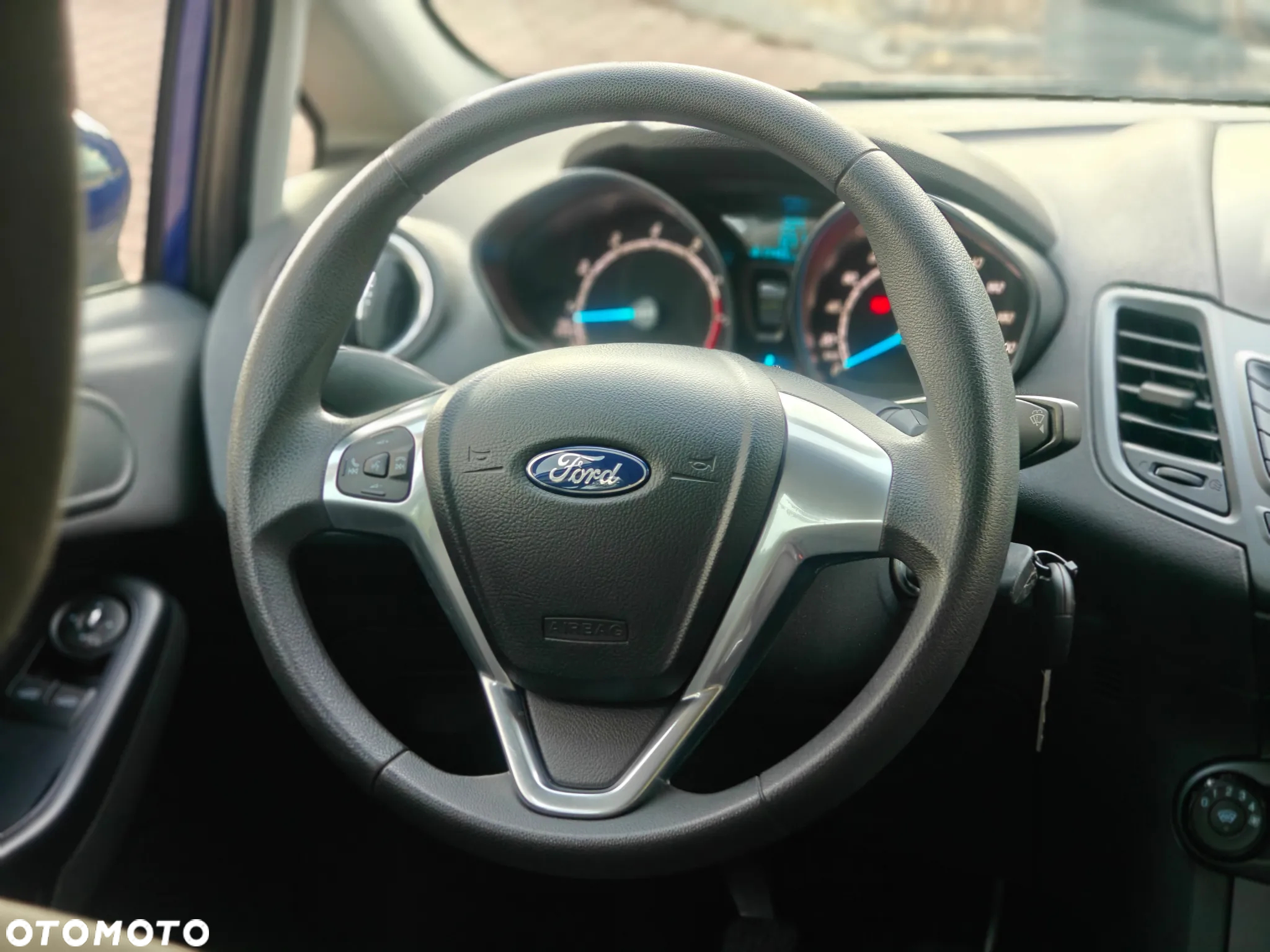 Ford Fiesta 1.25 Trend - 8