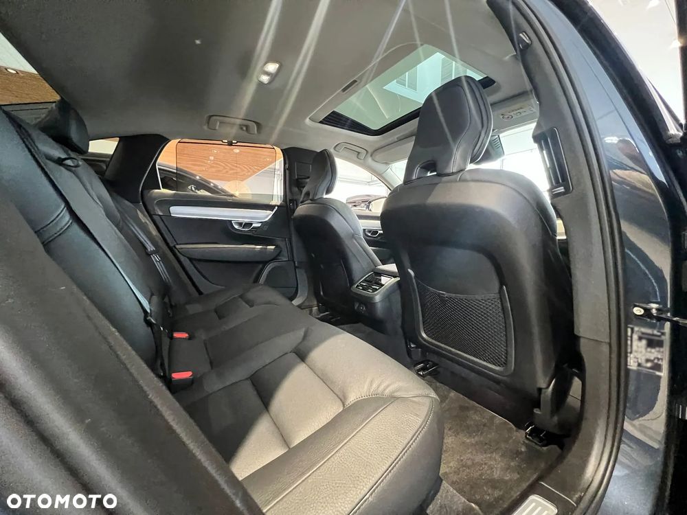 Volvo S90 B5 D AWD R-Design - 8