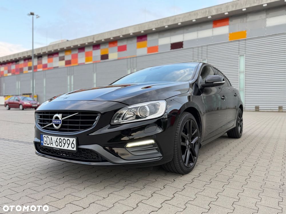 Volvo S60 T5 Drive-E R-Design Kinetic - 3