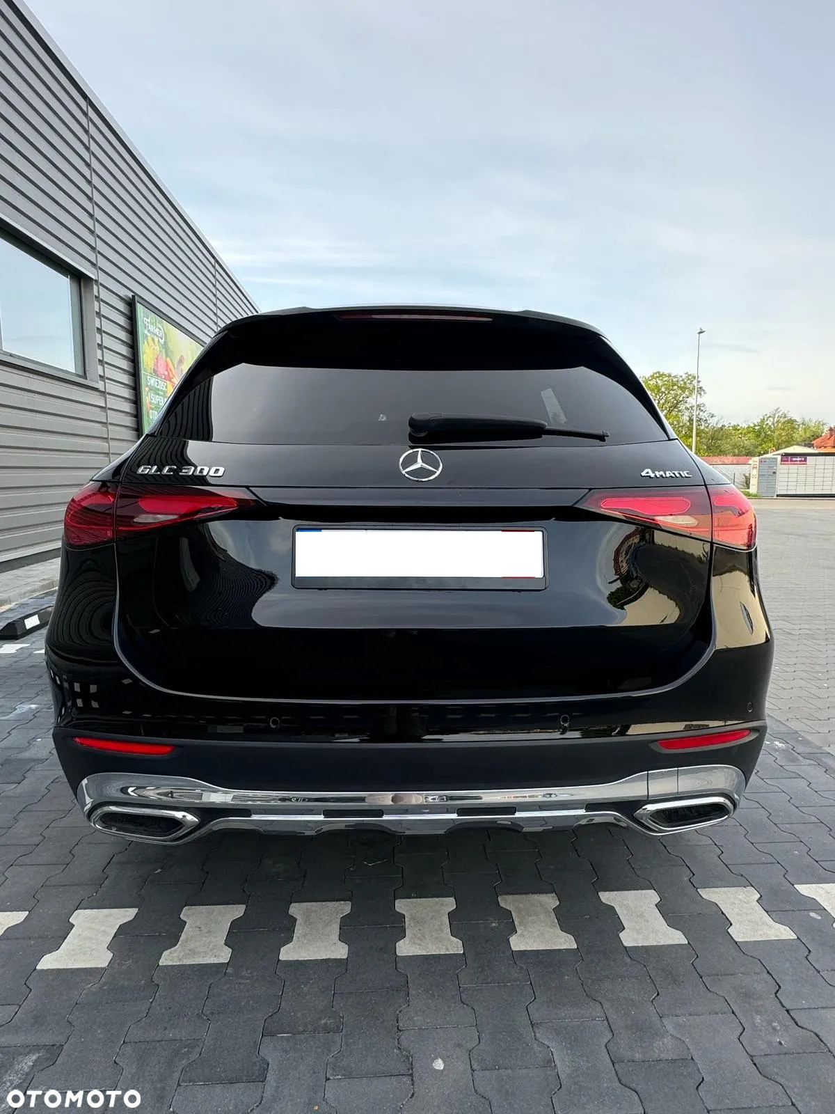 Mercedes-Benz GLC 300 4Matic 9G-TRONIC Edition Avantgarde - 4