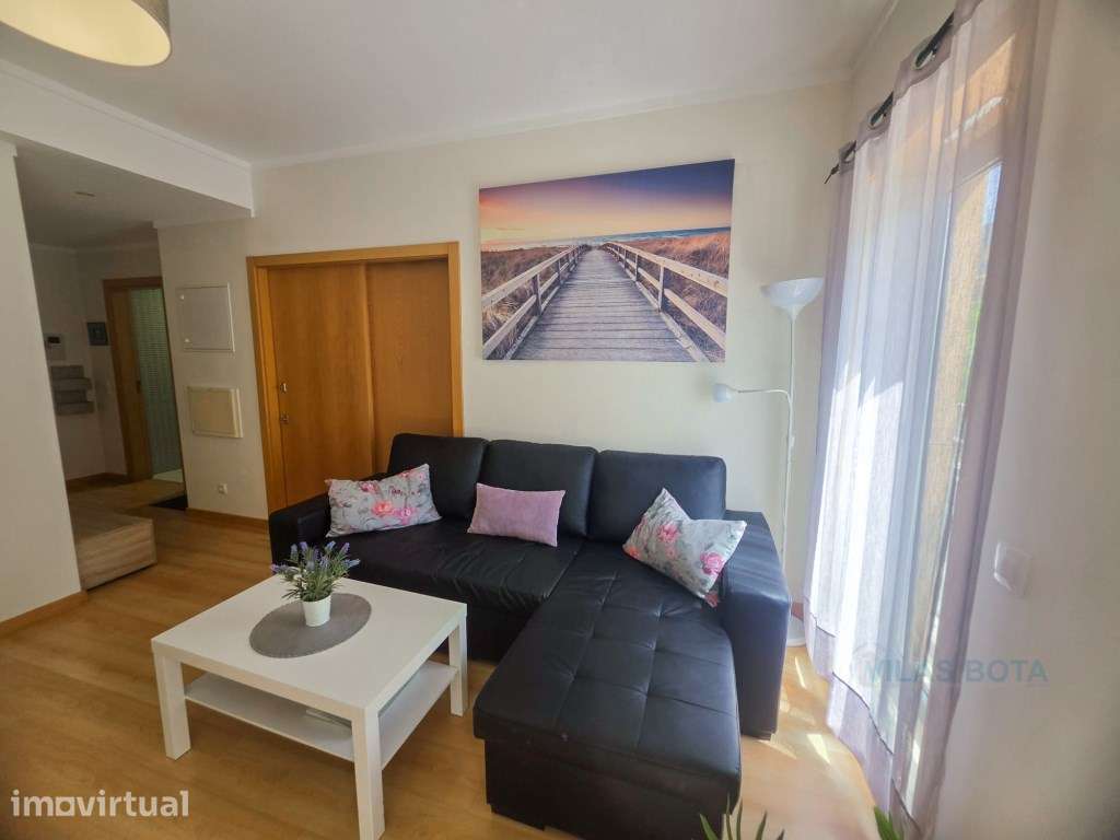 Apartamento T1 Elegante com Piscina na Marina de Olhão - Grande imagem: 4/13
