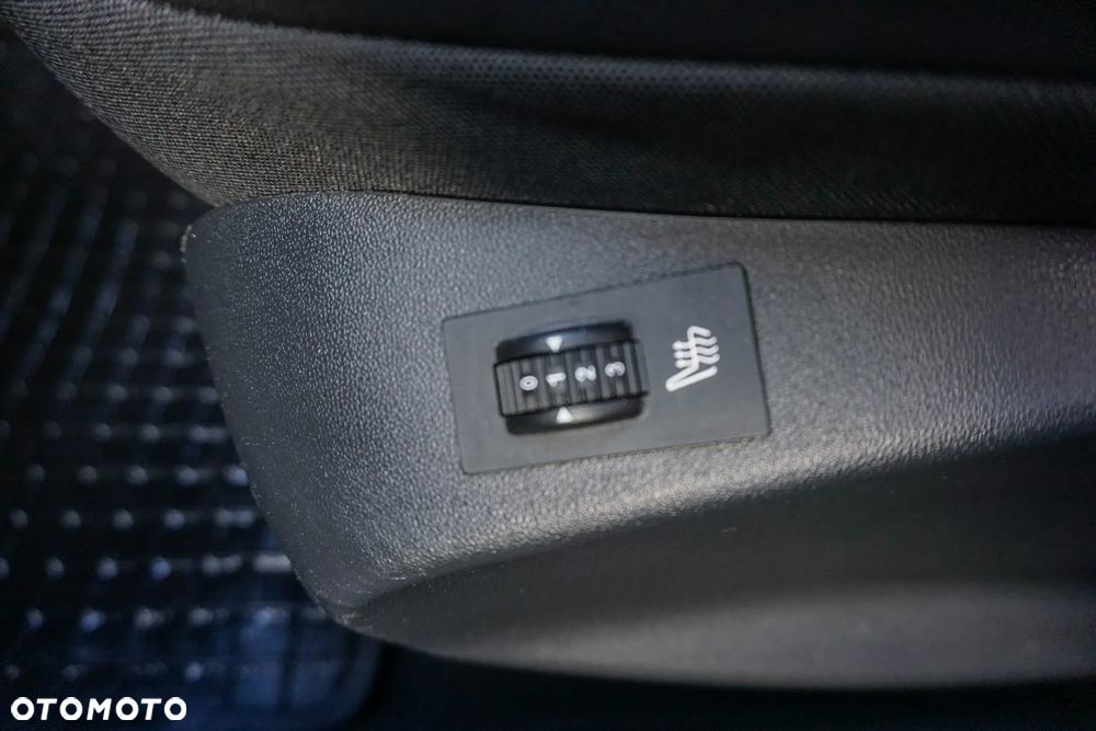 Peugeot 2008 e-HDi FAP 92 ETG6 STOP & START Allure - 24