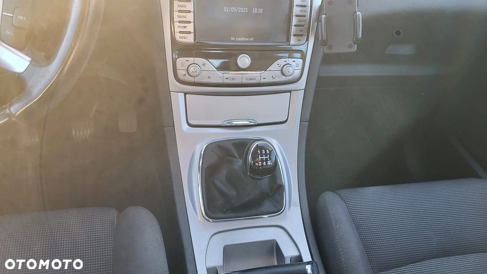 Ford S-Max 2.0 Titanium - 20