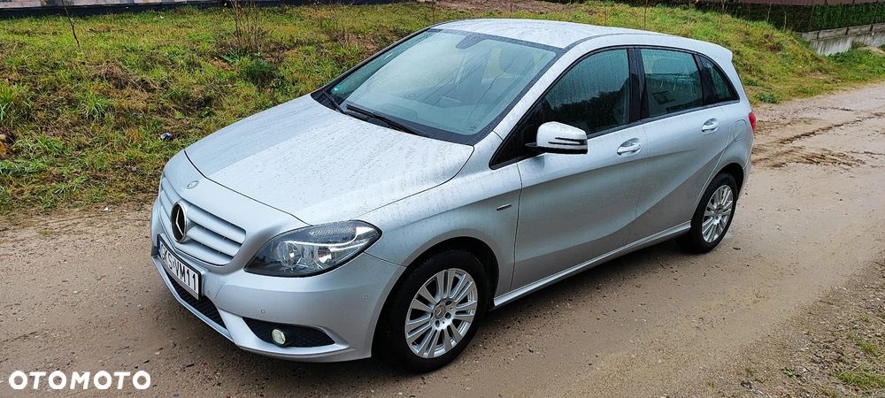Mercedes-Benz Klasa B 180 - 11
