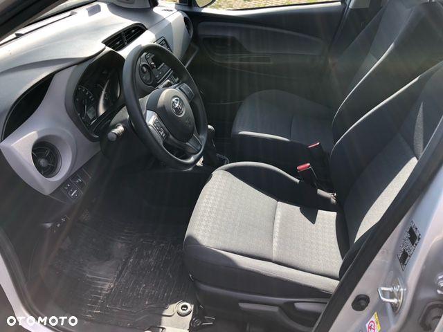 Toyota Yaris 1.0 Life - 5