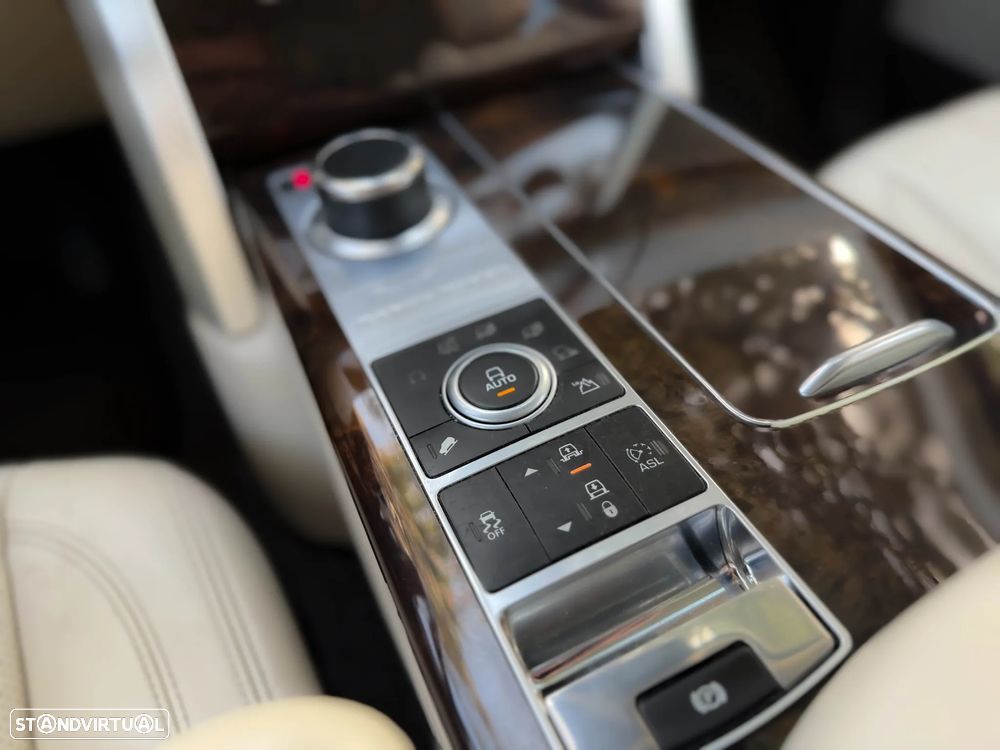 Land Rover Range Rover 4.4 SDV8 Vogue - 35