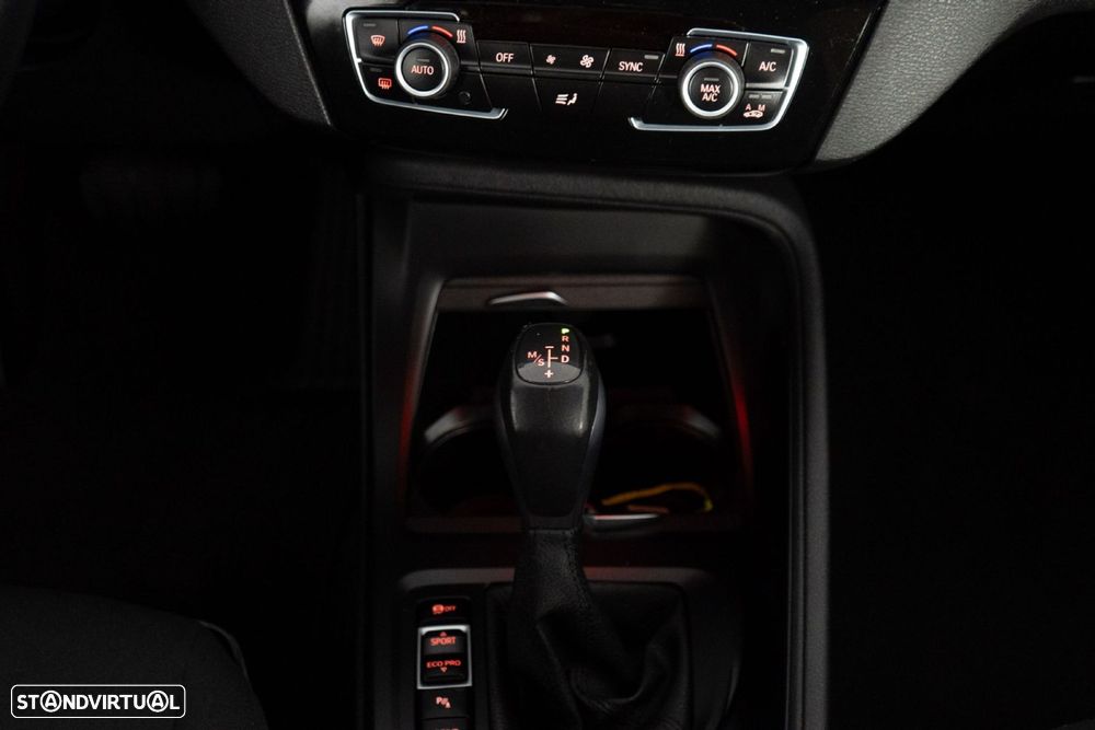 BMW X1 25 e xDrive Corporate Edition - 25