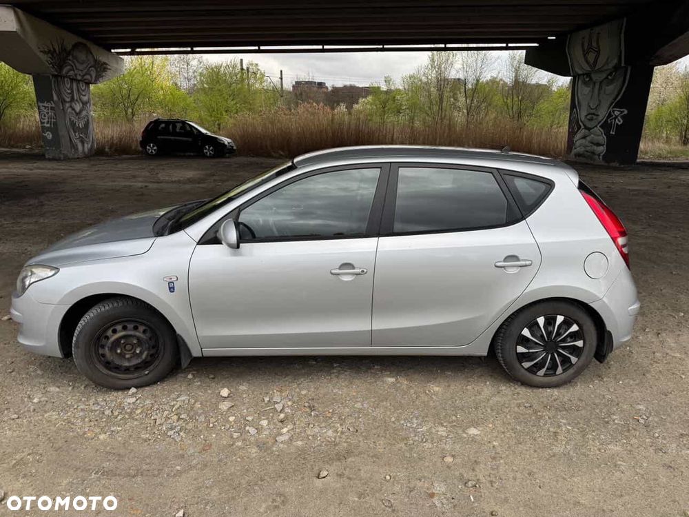 Hyundai i30 1.4 Classic + World Cup - 5